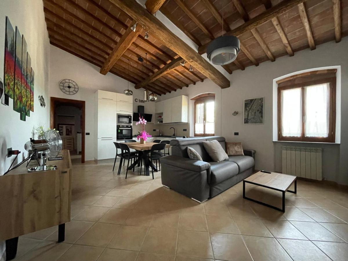 Вілла La Casa In Castello Ambra Екстер'єр фото